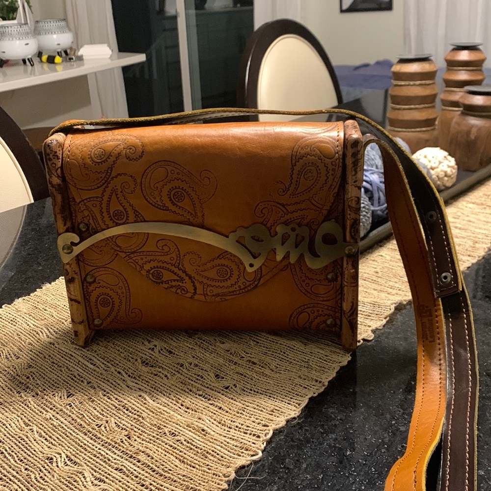 Pour Love Leather Shoulder Bag Tan
